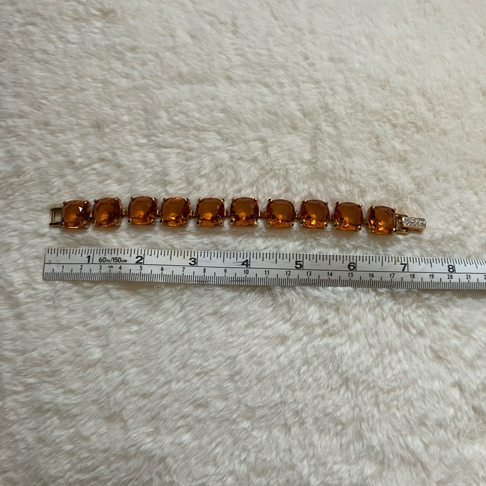 Vintage Swarovski Gold Bracelet with Orange Crystals in Original Box - Picture 4 of 8